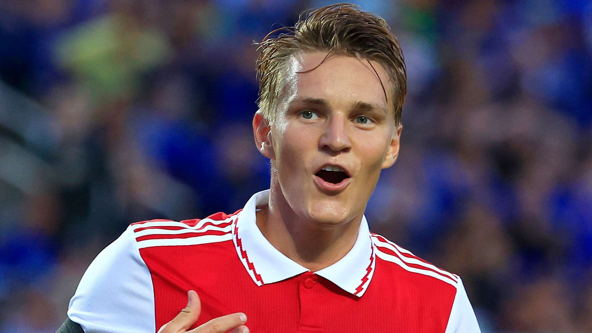 与梅西之间 与梅西之间